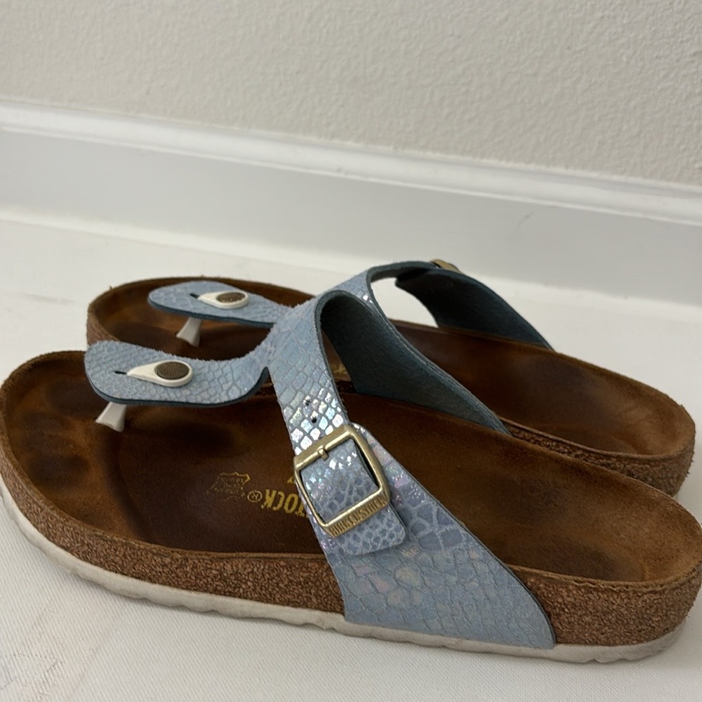 Birkenstock Light Blue Snake-Print Thong Sandals with White Accents - Picture 2 of 9